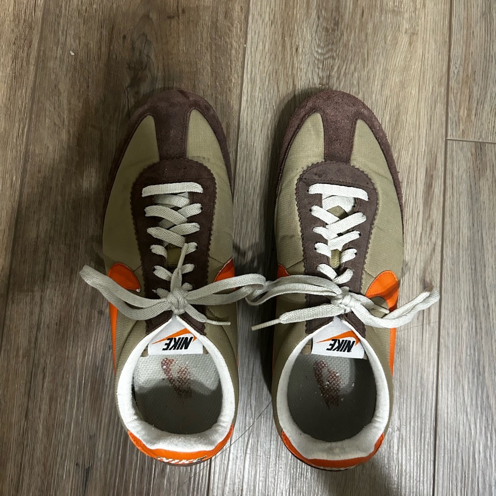 Nike Men's Brown and Orange Athletic Shoes